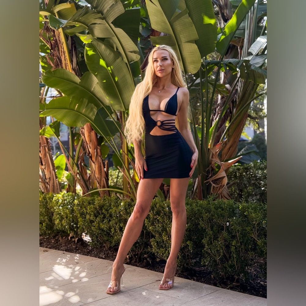 Sexy Black Cut-Out Mini Dress with Ring Detail - Picture 3 of 4
